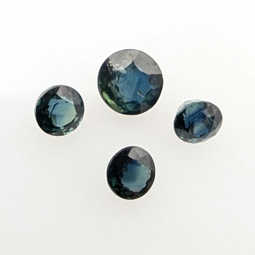 1.10 ct (4 pieces) Round Blue Sapphires - Brilliant Cut Sapphires - 3 to 4mm Sapphires - Loose Faceted Gemstones - Madagascar