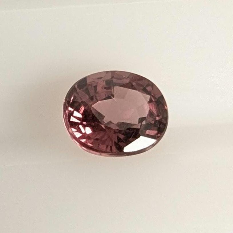 1.06ct Color Shift Garnet - Pink to Brown Color Shift Garnet from Sri Lanka - Untreated Oval Faceted Garnet Gemstone