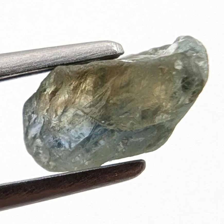 1.91ct Bicolor Sapphire Gem from Madagascar - Natural Blue Yellow Sapphire Gemstone - Loose Gemstone Specimens - Facet Rough Sapphire
