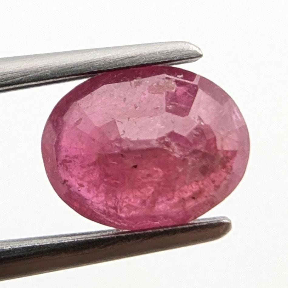 1.68 ct Unheated Ruby from Mozambique - Faceted Pinkish Red Ruby - Oval Ruby Gemstone - Natural Oval Cut Ruby