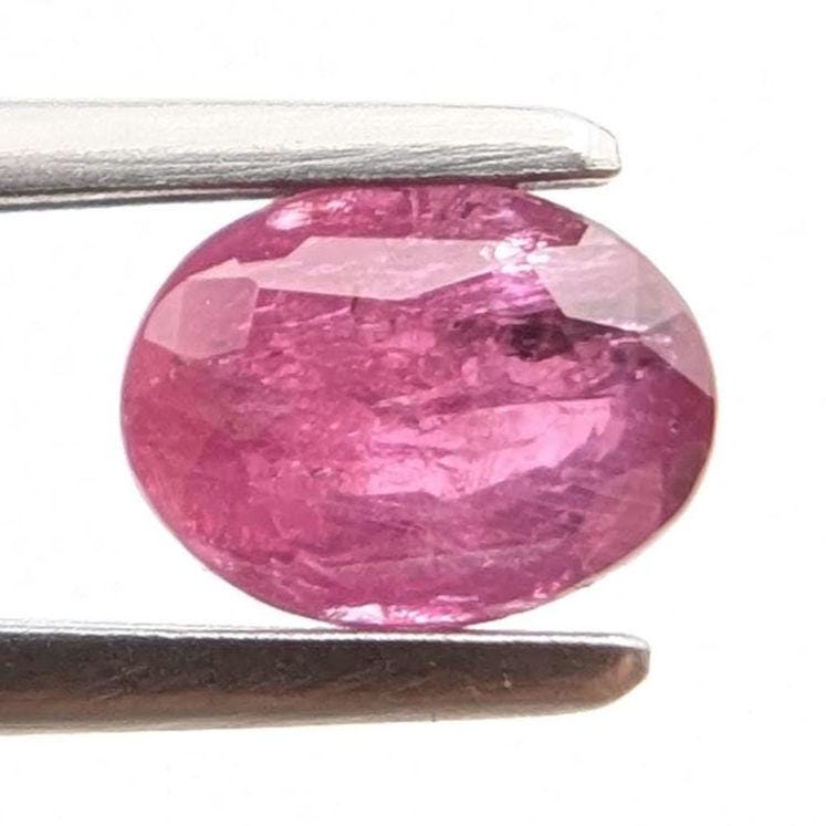 0.89 ct Unheated Ruby from Mozambique - Faceted Pinkish Red Ruby - Oval Ruby Gemstone - Natural Oval Cut Ruby