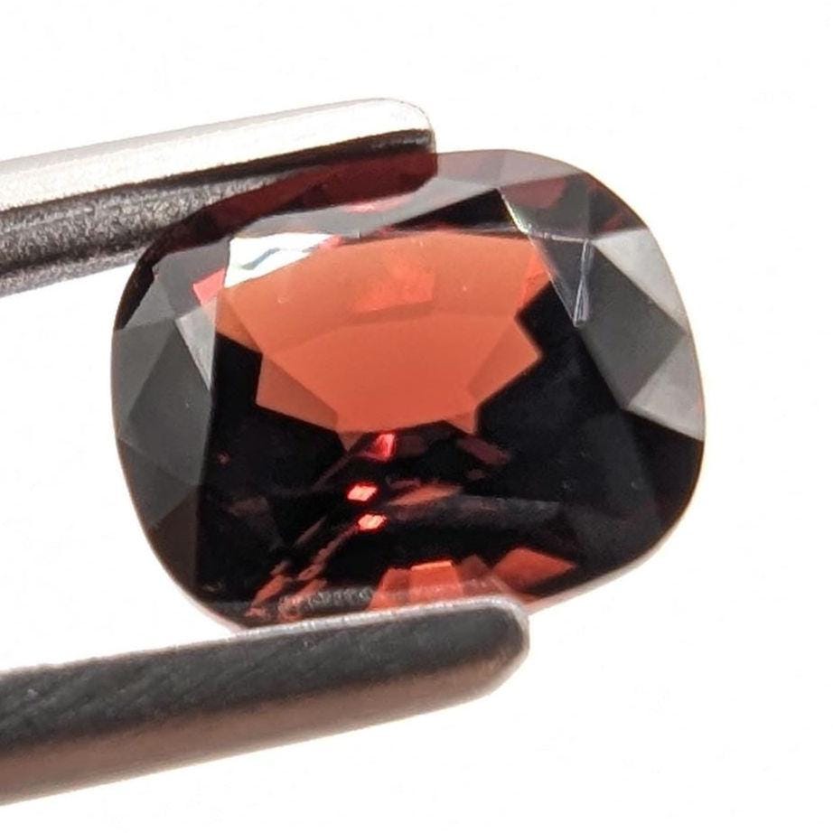 1.00ct VVS Cushion Red Spinel, Burma (Unheated)