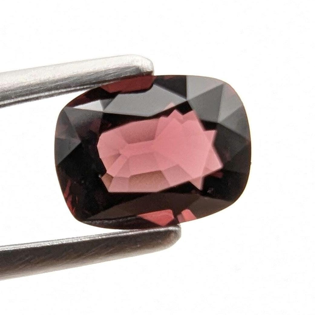 0.85ct VVS Cushion Red Spinel, Burma (Unheated)