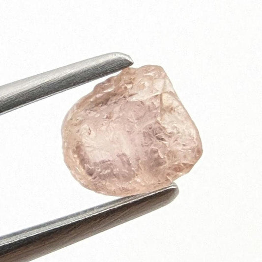 0.81ct Light Padparadscha Sapphire from Madagascar - Natural Orange Pink Sapphire Gemstone - Loose Gemstone Specimens - Facet Rough Sapphire