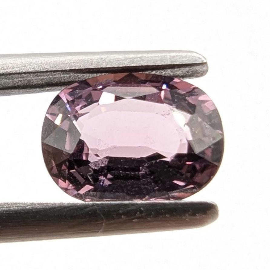 0.92ct VS Oval Pink Spinel, Tanzania (Unheated)
