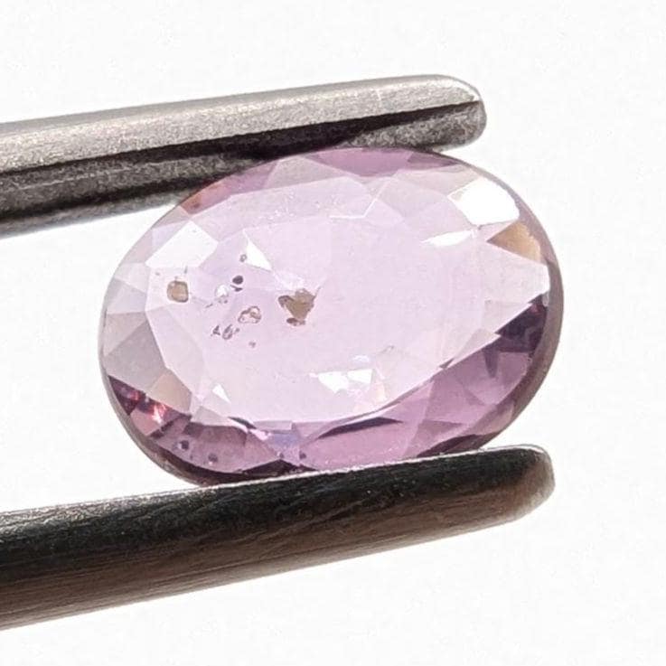 0.64ct Oval Pink Sapphire, Madagascar (Unheated)
