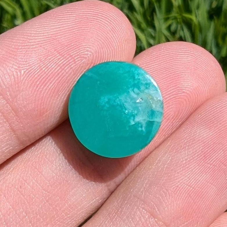9.67 ct Apple Green Chrysoprase - Round Cabochon - Chrysoprase from Marlborough, Queensland, Australia - Natural Untreated Chrysoprase