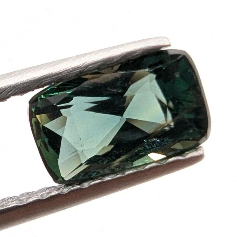 1.00 ct Certified Unheated Teal Blue Sapphire - Cushion Faceted Sapphire from Madagascar - Loose Natural Sapphire with JGTL Certificate