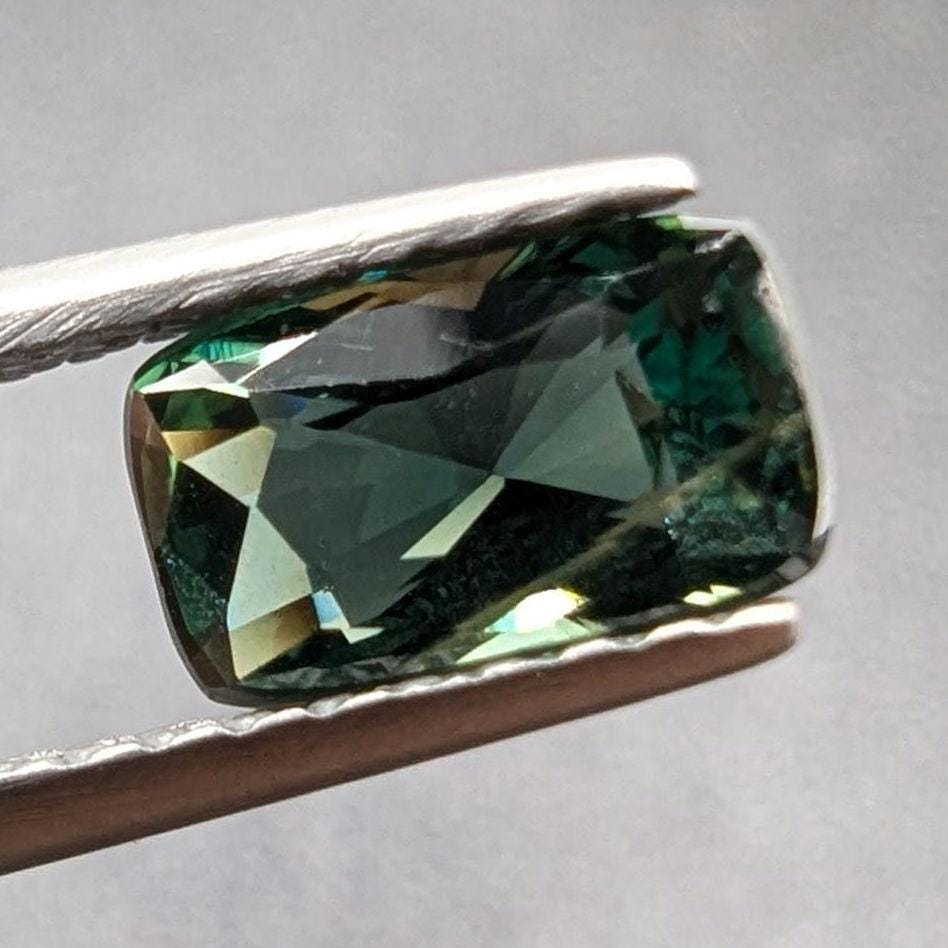1.00 ct Certified Unheated Teal Blue Sapphire - Cushion Faceted Sapphire from Madagascar - Loose Natural Sapphire with JGTL Certificate