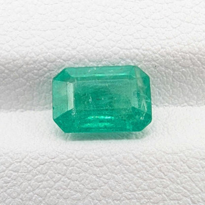 1.81ct Natural Emerald - Zambian Emerald with Minor Oil - Green Emerald from Zambia - Loose Octagon Cut Emerald - Faceted Loose Gemstone