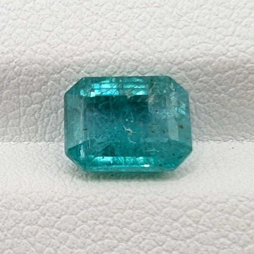 1.66ct Natural Emerald - Zambian Emerald with Minor Oil - Green Emerald from Zambia - Loose Octagon Cut Emerald - Faceted Loose Gemstone