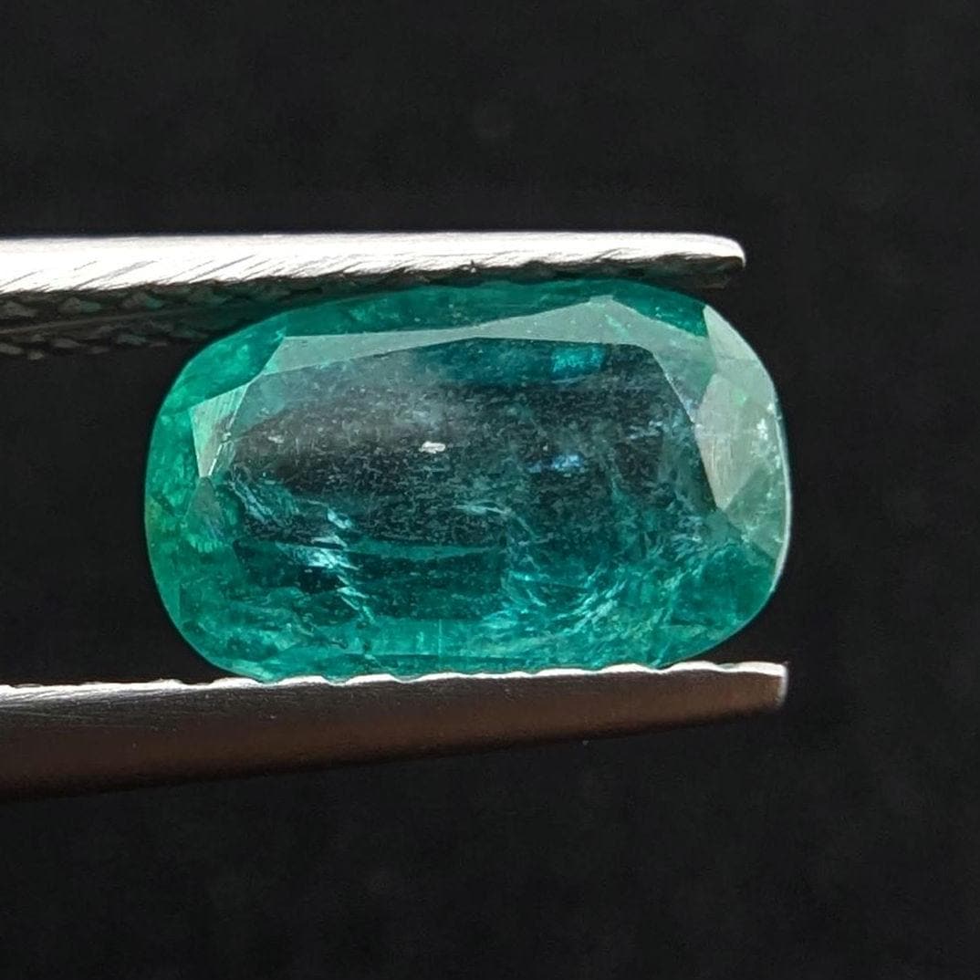 1.31ct Natural Emerald - Zambian Emerald with Minor Oil - Green Emerald from Zambia - Loose Cushion Cut Emerald - Faceted Loose Gemstone
