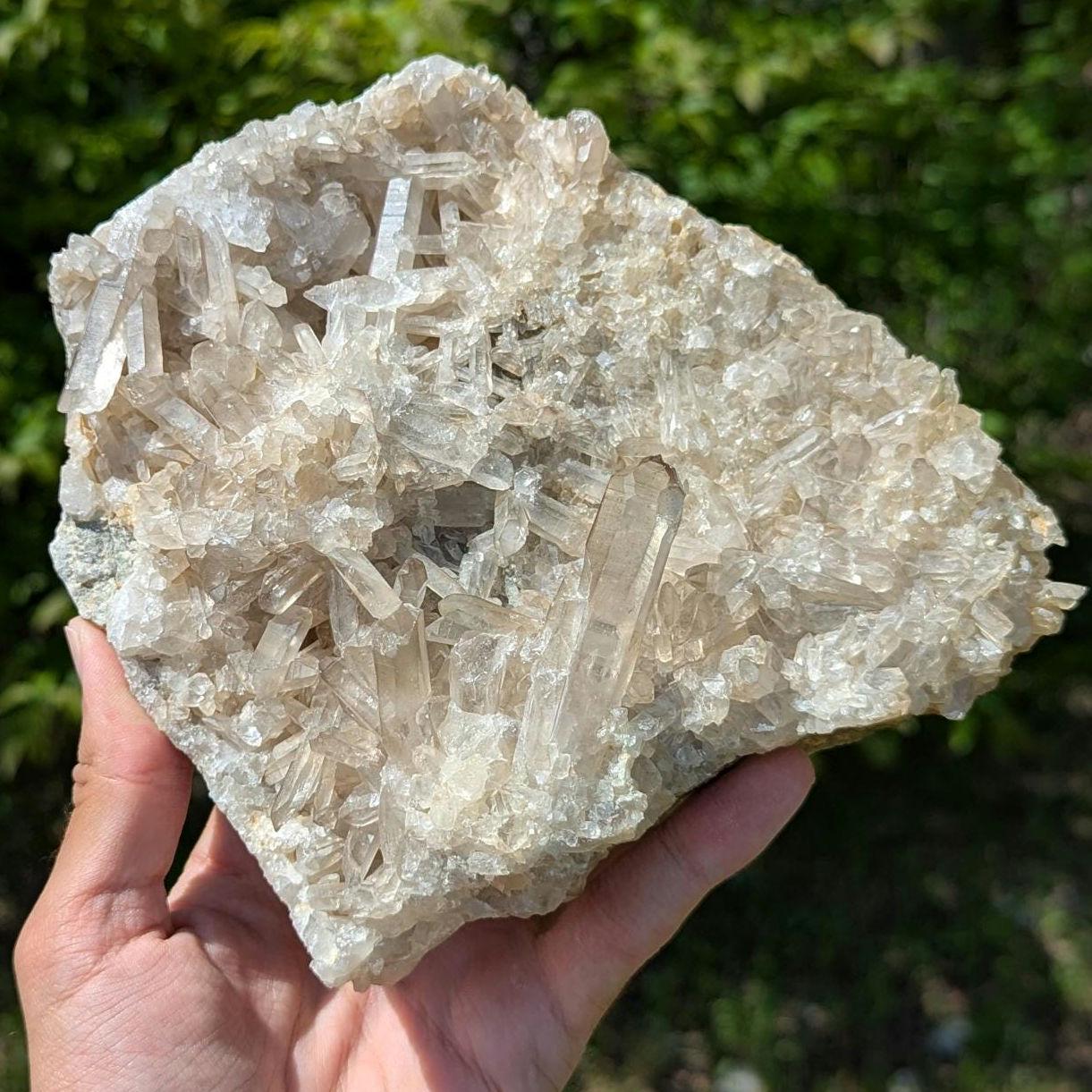 1.42 kg XL Smoky Quartz Crystal - Skardu, Pakistan - Natural Untreated Smoky Quartz Specimen - Natural Quartz Cluster - Crystal Home Decor