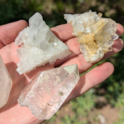 263 g (4 piece set) Quartz Crystals - Natural Clear Quartz Crystals from Pakistan - Raw Quartz Points - Clear Quartz Clusters