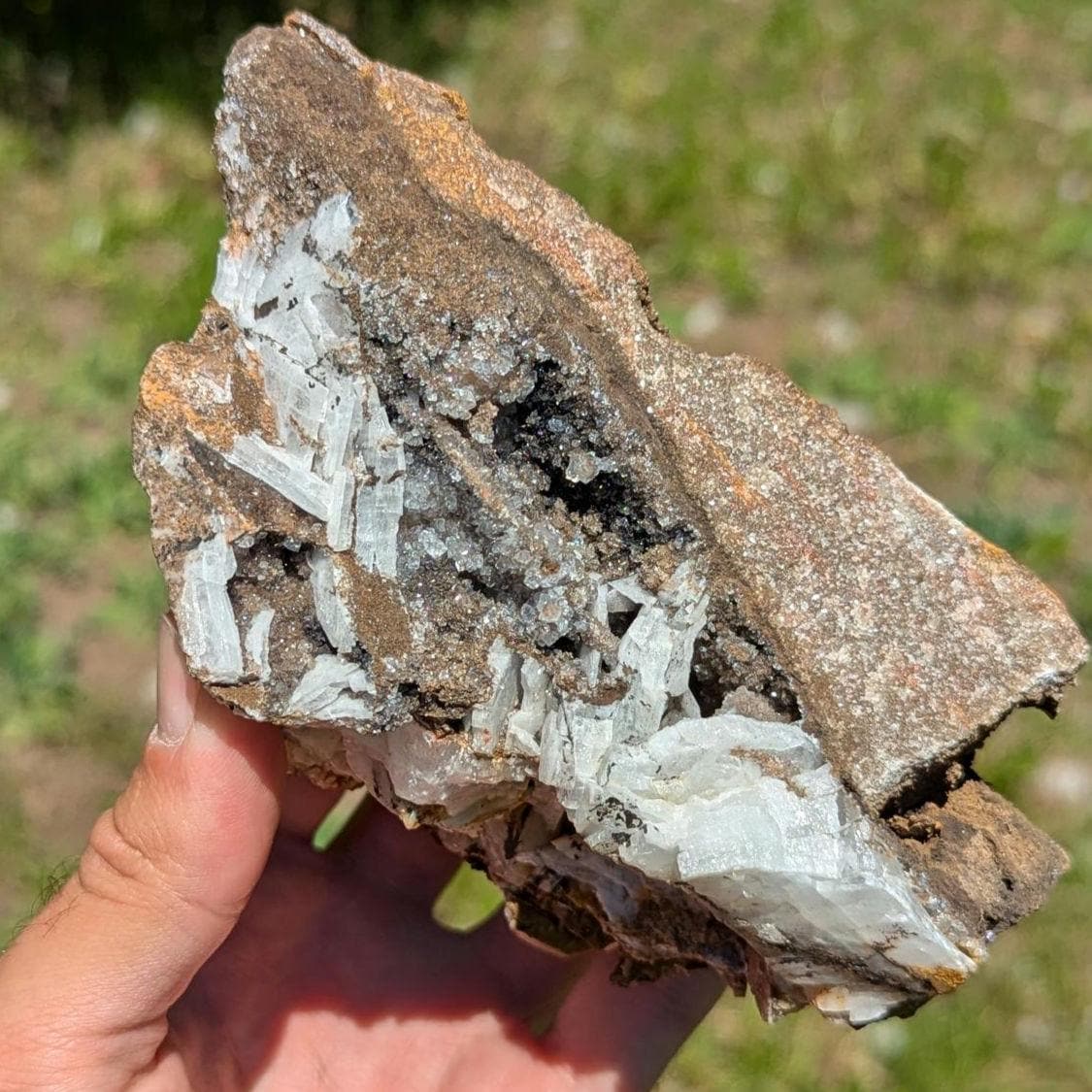 865 g Blue Barite on White Barite Matrix Specimen - Nador, Morocco - Barite Mineral Specimen - Blue Baryte from Morocco - Natural Crystal