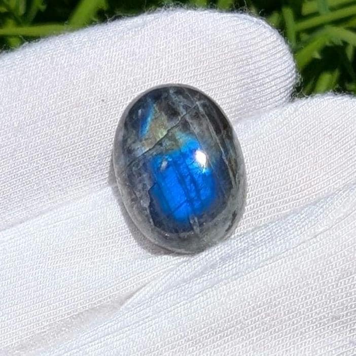 12.56 ct Canadian Labradorite from Tabor Island, Nain, Labrador, Canada