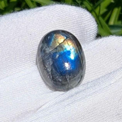 12.56 ct Canadian Labradorite from Tabor Island, Nain, Labrador, Canada