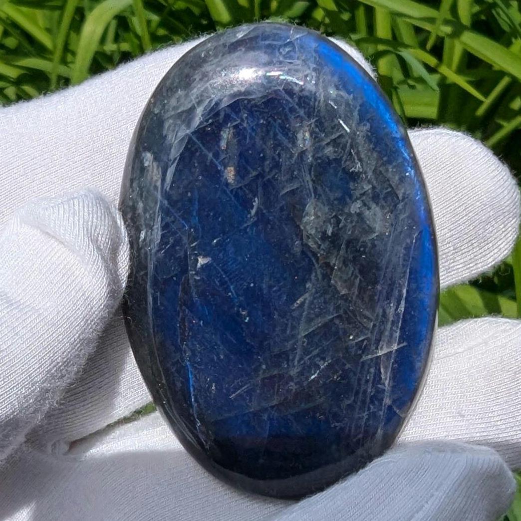 138ct Blue Flash Canadian Labradorite - Tabor Island, Nain, Labrador, Canada - Oval Cabochon - The Original Labradorite