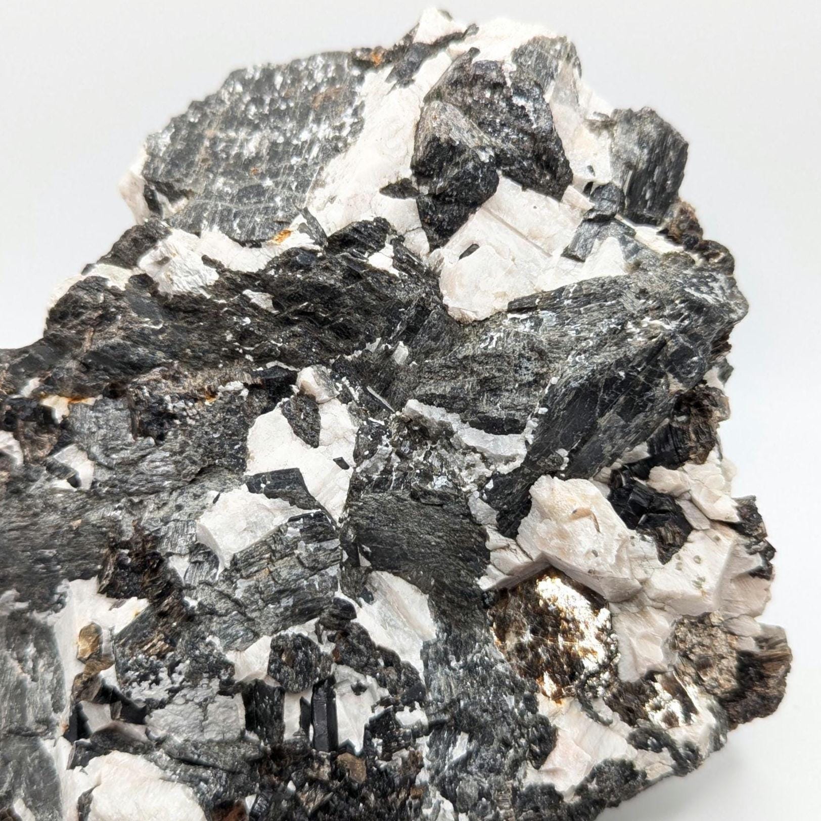 2.43kg Fluororichterite & Calcite - George Earle Farm, Wilberforce, Ontario - Rare Canadian Amphibole Mineral Specimen
