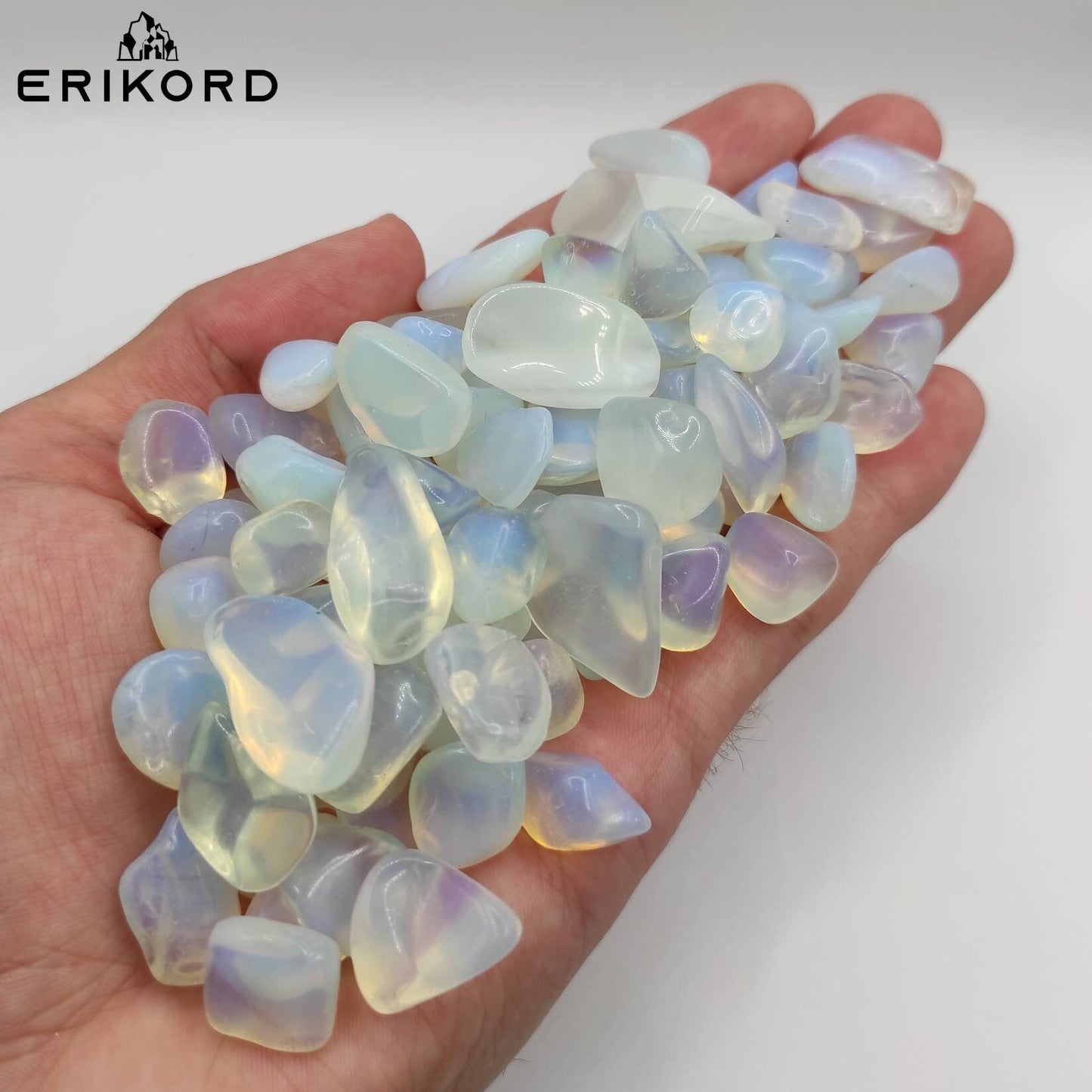 50/100/200g Opalite Gravel Synthetic Opal 8-20mm Tumbled Gravel Polished Gravel Imitation Opal Moonstone Polished Gems White Crystals