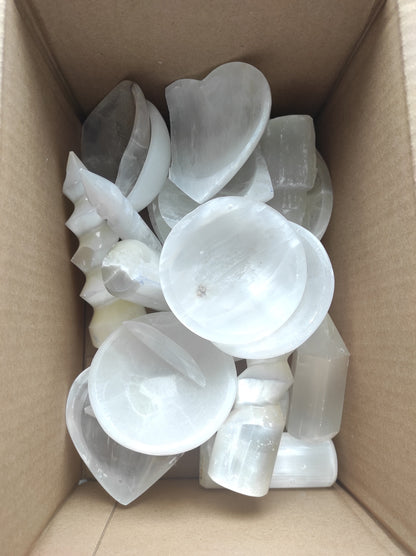 1 KG lot of Broken/Chipped/Cracked/Uneven Selenite - Polished and Rough Selenite Towers, Bowls, Points, Wands - Random Mix Clearance