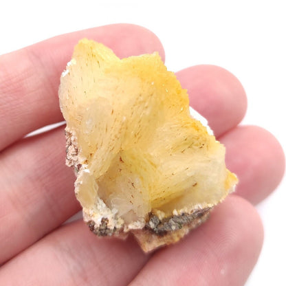 18g Stilbite from Margaretsville, Nova Scotia - Stilbite Zeolites from Canada - Natural Mineral Specimen - Raw Stilbite Crystals